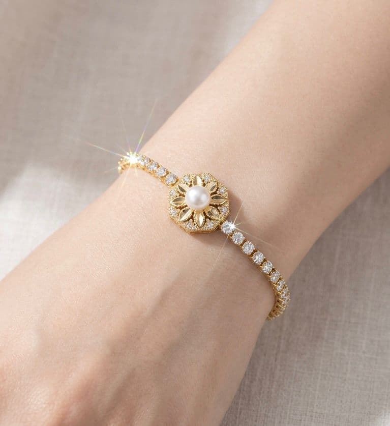 Pearl Bloom Gold Bracelet